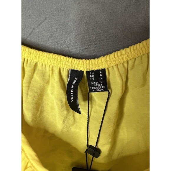 VERO MODA Yellow Top Sleeveless Ruffle Accent Blouse Modal Blend Women Large - Picture 3 of 9